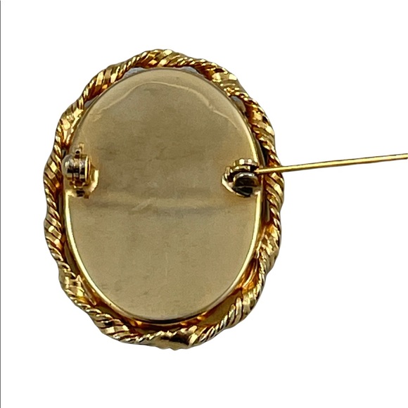 Vintage CZECH glass cameo brooch beautiful’ black silhouette - Picture 6 of 10